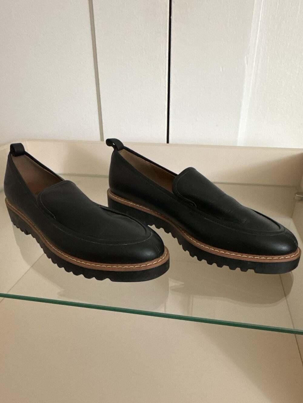 Susina Black Soft Leather Slip On Loafers size 5.5